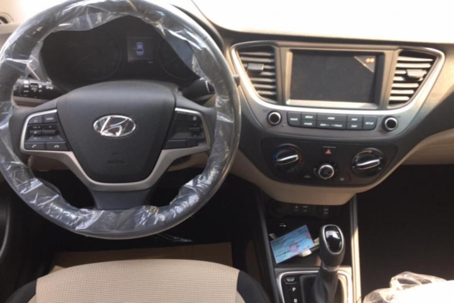 Dán phim cách nhiệt xe Hyundai Accent | Tư vấn và báo giá 2023 - ChungAuto